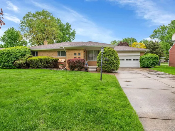 44740 Duffield Ave, Sterling Heights, MI 48314