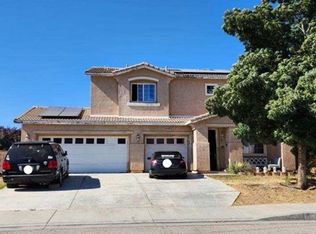 2743 Bouquet Ln, Palmdale, CA 93551