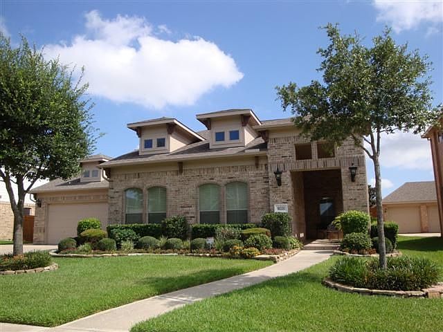 1st image of 16030 Berkshire Manor Ln