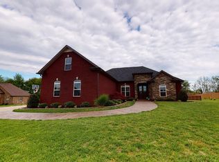 955 Kirkpatrick Ct, Adams, TN 37010