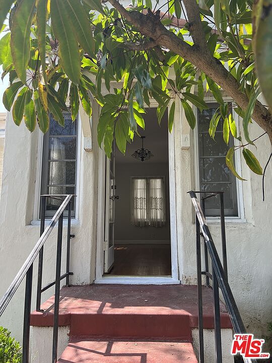 1st image of 953 18th St APT A