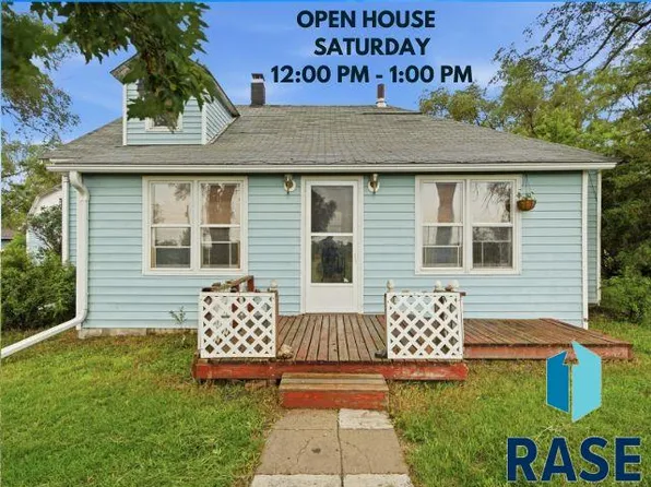 39390 227th St, Woonsocket, SD 57385