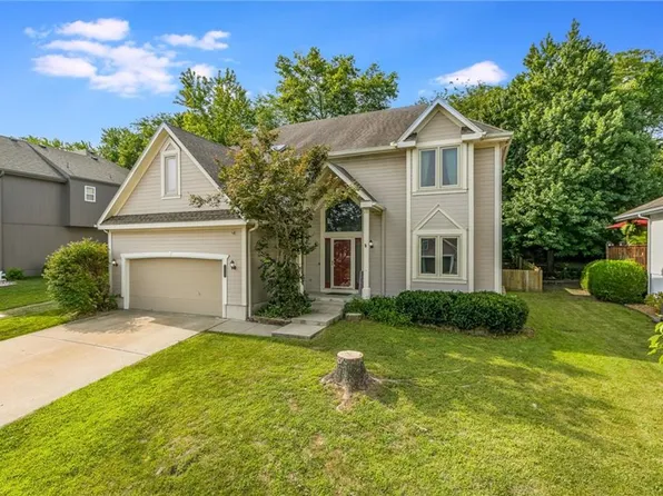 1225 SW Persels Rd, Lees Summit, MO 64081