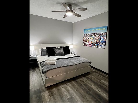 5th image of 570 Linden Dr Unit 416