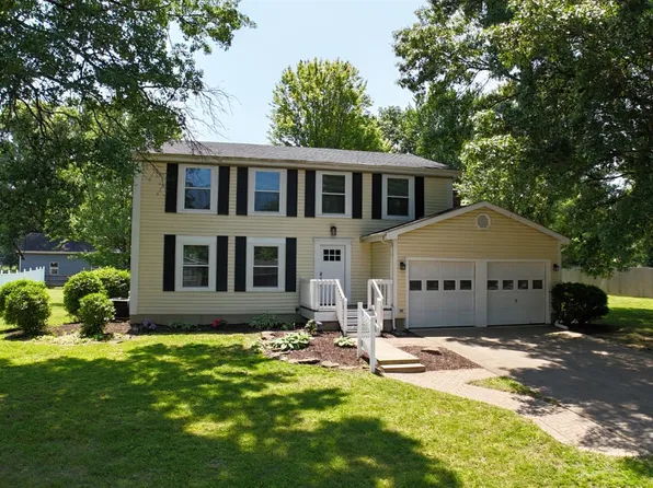 829 Massachusetts Dr, Cincinnati, OH 45245