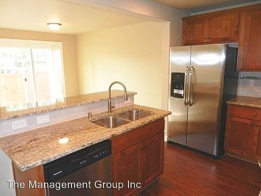 2nd image of 9703 NE 76th Way #4046901