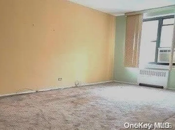 32-20 92 Street #208, East Elmhurst, NY 11369