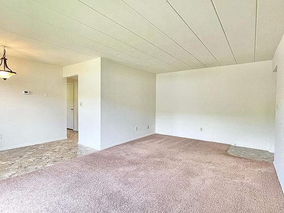 4th image of 12918 N Cresap St APT 53