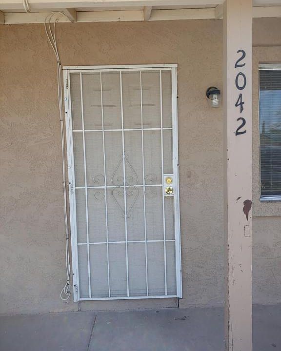 1st image of 2042 Club Ave
