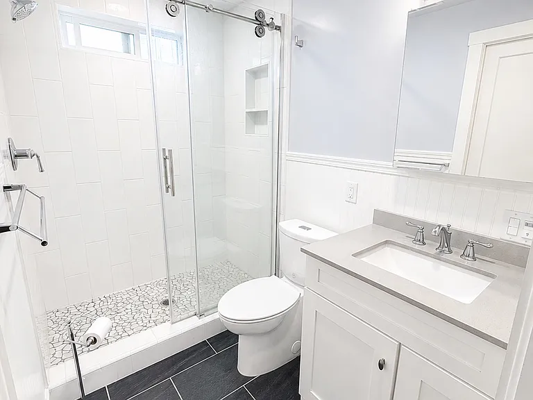 733 Florida St — Photo 13
