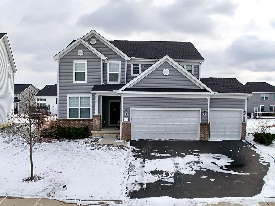 1st image of 211 Leather Leaf Cir