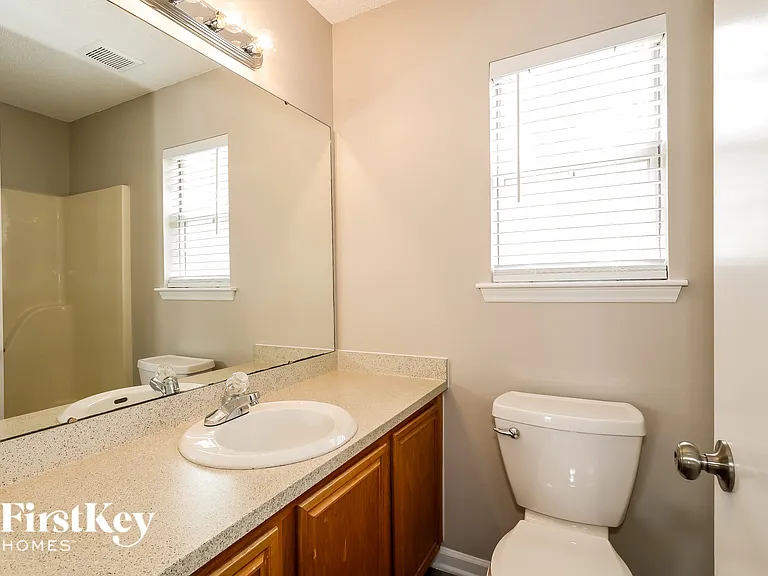 8116 Maxwelton Dr — Photo 10