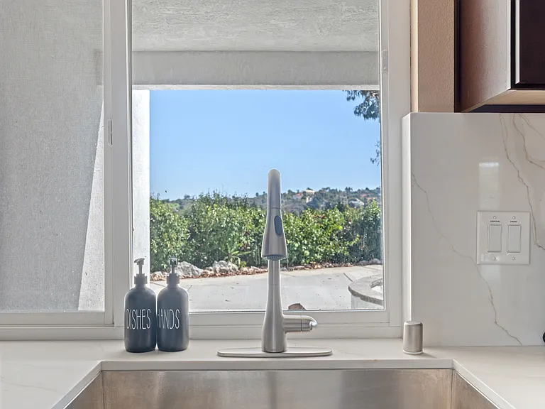 3561 Voyager Ct — Photo 27