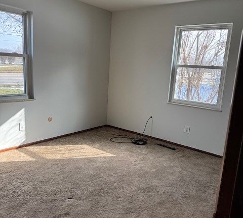 4th image of 915 S Chapel St APT 1