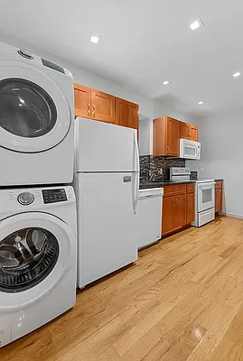 Rented by REAL New York | media 6