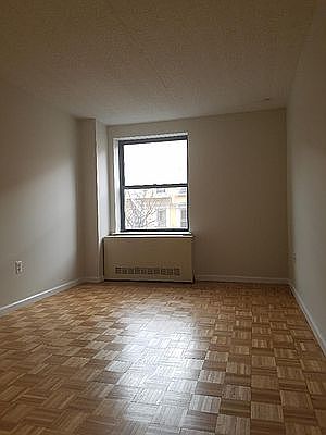 3rd image of 225 E 6th St APT 3C
