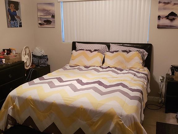 5th image of 484 Seminole Dr