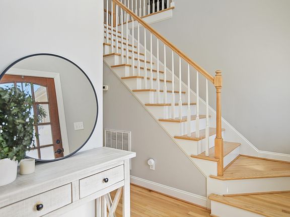 4th image of 1205 Autumn Grove Ct