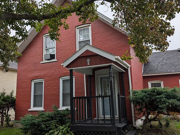 2nd image of 212 Margaret St