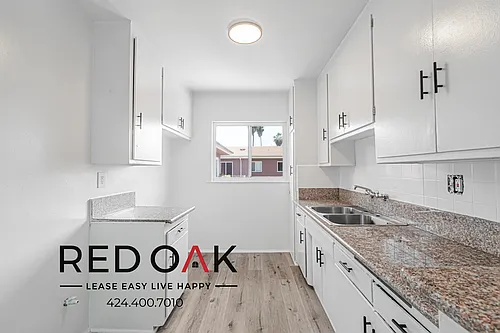 3925 Roxanne Ave #19 Photo 1 3925 Roxanne Ave #19 Photo 1