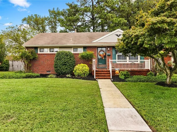 506 Compton Rd, Colonial Heights, VA 23834