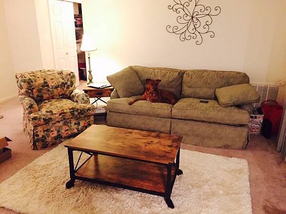 3rd image of 9852 Fairfax Sq APT 226