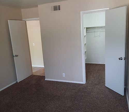 3rd image of 5925 E 33rd Ct