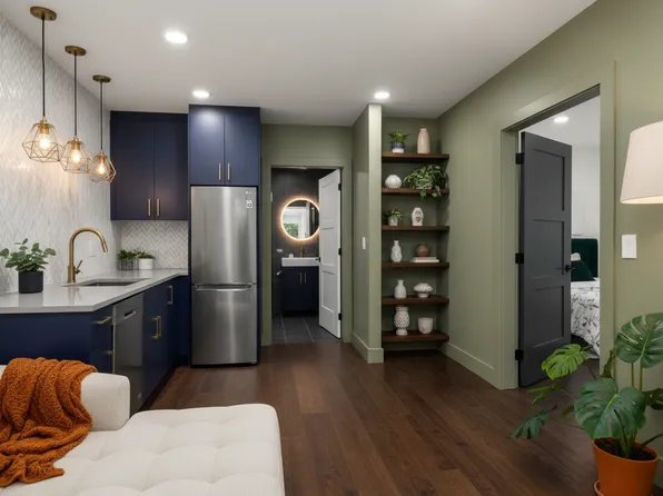 3595 Pender St E #3, Burnaby, BC V5C 2L2