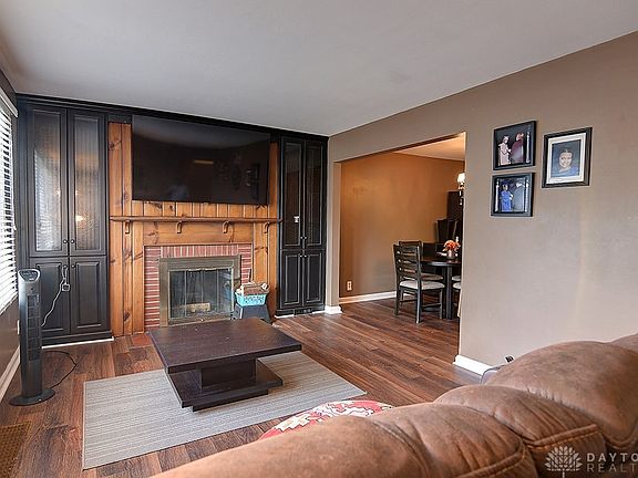 4th image of 428 E Dorothy Ln