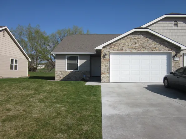 8905 Webster Ave, Yakima, WA 98908