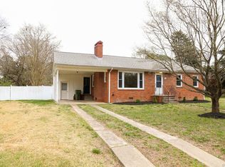 101 S Colonial Dr, Hopewell, VA 23860