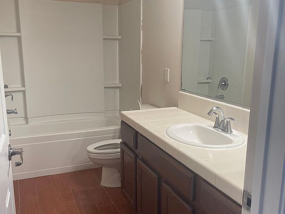 Hallway bath