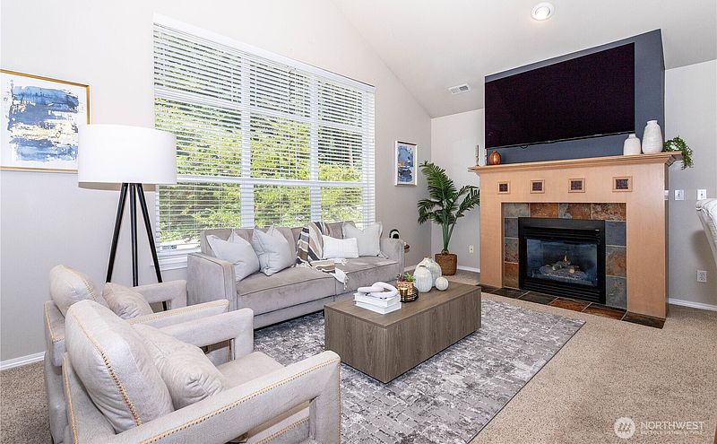 5th image of 612 228th Street SW #K202