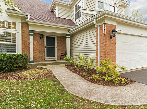 2nd image of 1440 Lawn Ct