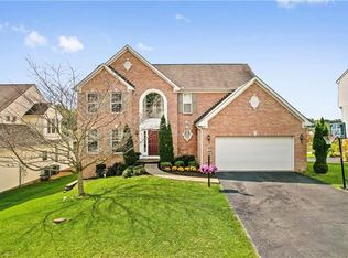 5807 Windsor Dr, Mc Donald, PA 15057