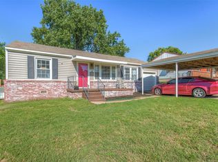 908 N Douglas Ave E, Sand Springs, OK 74063