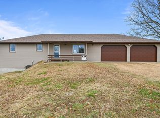 8906 E State Highway 76, Kirbyville, MO 65679