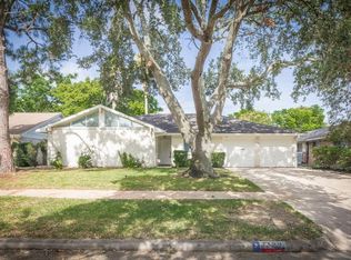 7122 Redding Rd, Houston, TX 77036