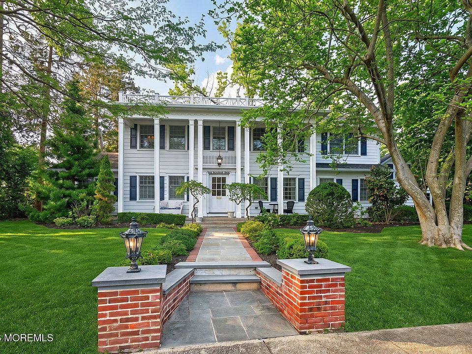 1st image of 104 Bimbler Boulevard
