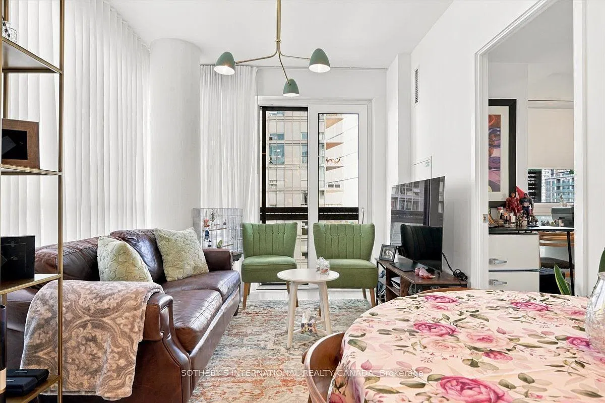 2 bed, $3,200 — Photo 4