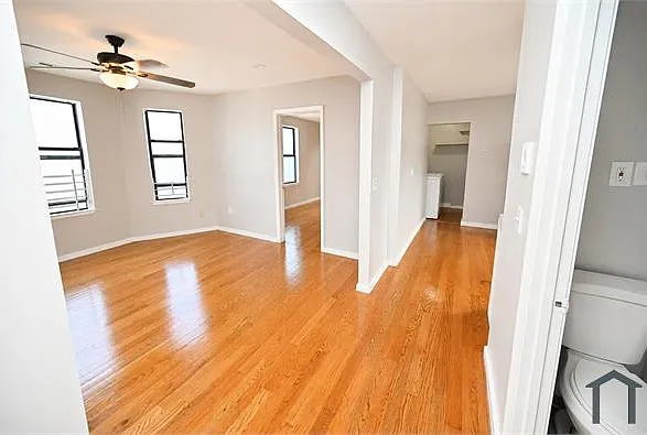 3 bed, 1093 sqft, $3,000 — Photo 2
