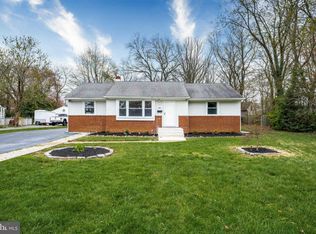 803 Valley Dr, Somerdale, NJ 08083