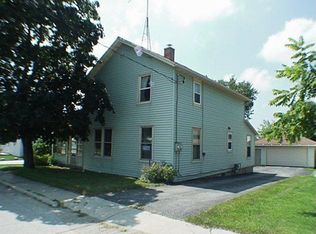 N5027 County Rd S, Iron Ridge, WI 53035