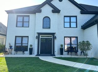 4605 Windsor Gate Ct, Sandy Springs, GA 30342