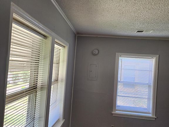 2nd image of 1392 Tunica St