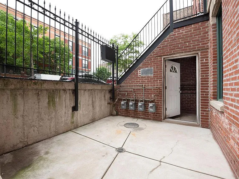 1651 S Throop St #1F — Photo 19