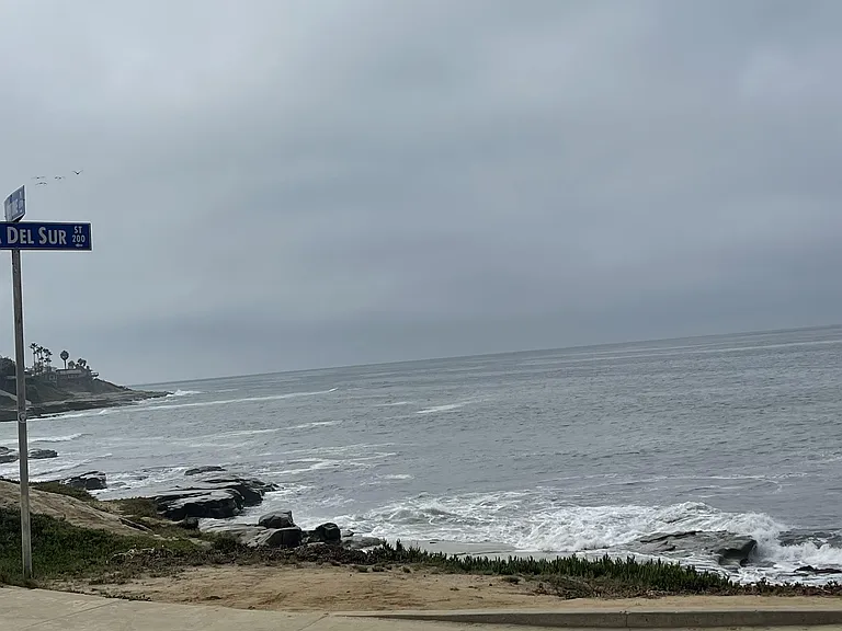 349 Playa Del Sur St — Photo 36