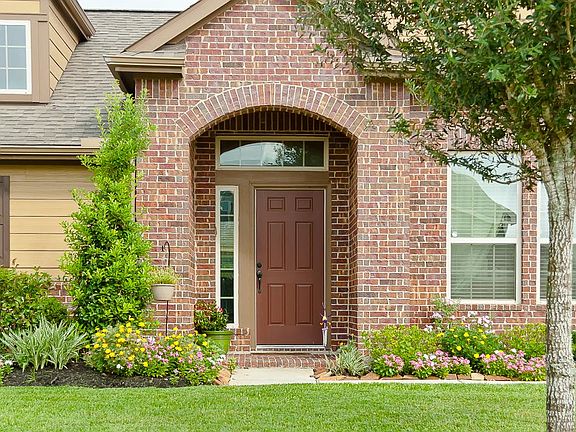 4th image of 22411 Pebble Falls Ln