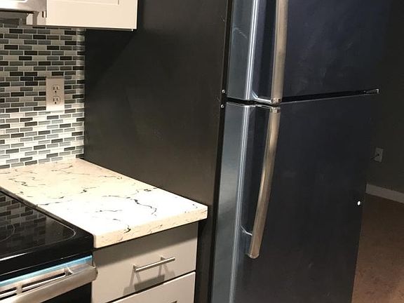5th image of 14449 127th Ln NE APT S27