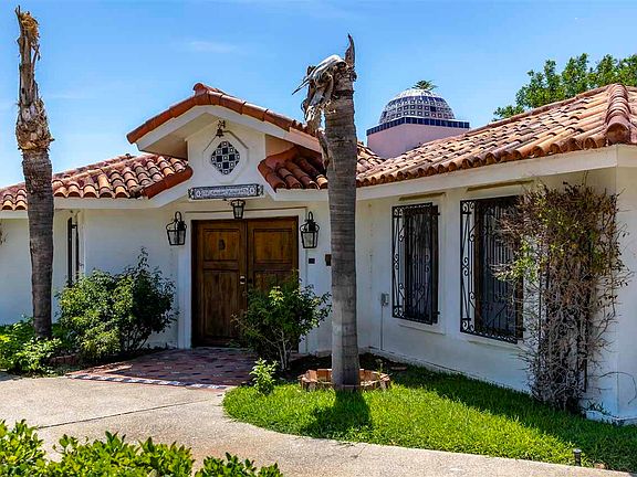 2nd image of 516 Amador Salinas Dr